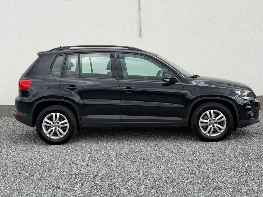 VW Tiguan 2,0 TDI kamera/tempomat/navigacija/p.senzori/kuka, fotografija 5