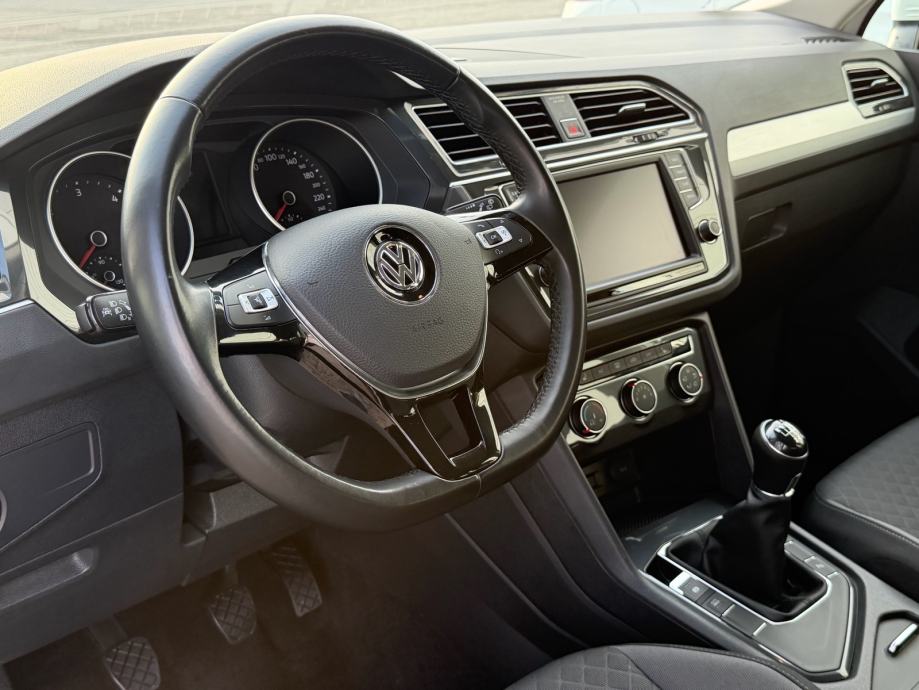 VW Tiguan 2,0 TDI /LED/NAVI/KUKA, fotografija 11