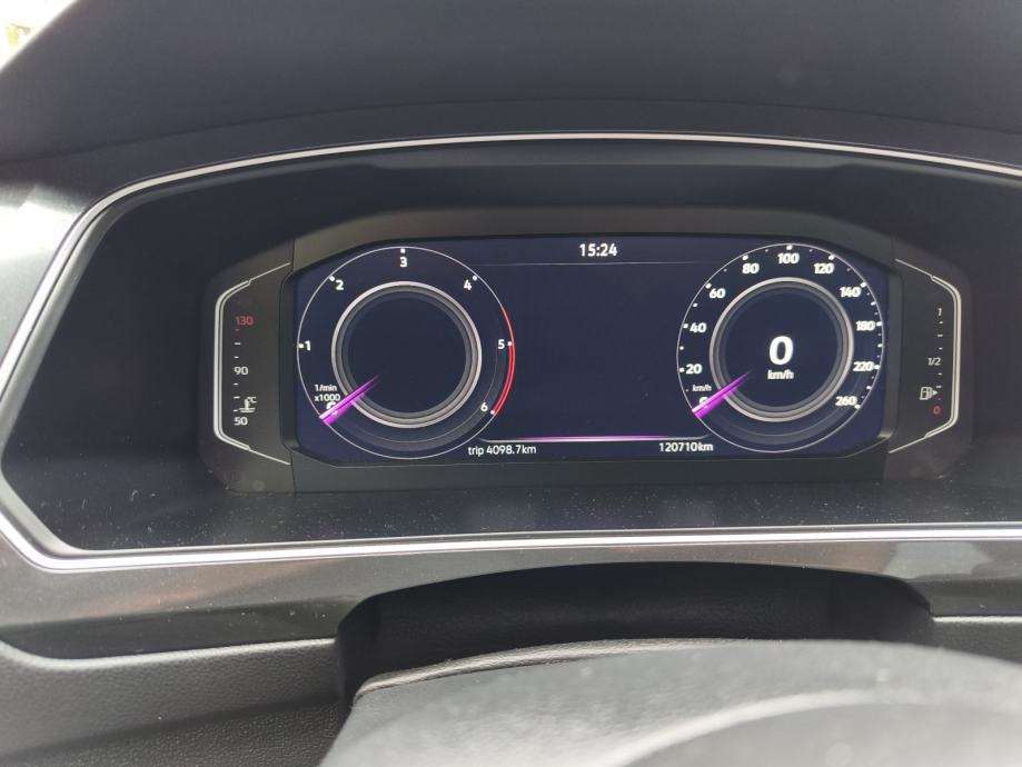 VW Tiguan 2,0 TDI, model 2023., DSG, ELEGANCE, Virtual cockpit,..., fotografija 19