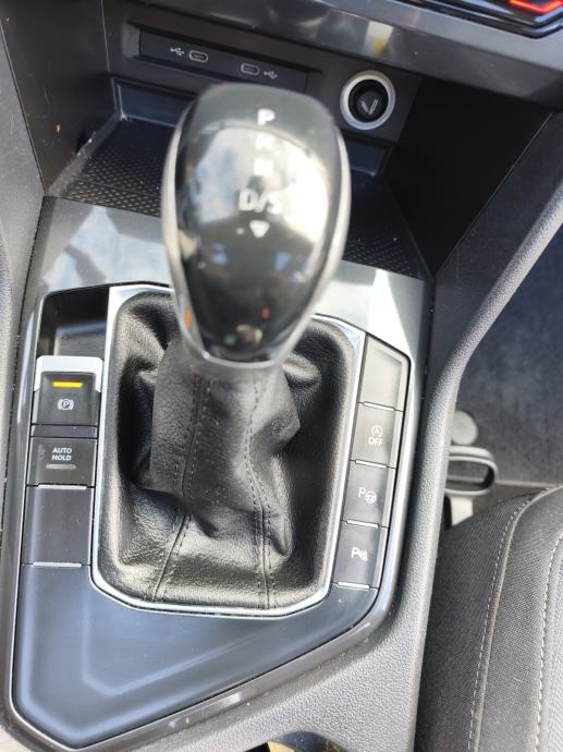 VW Tiguan 2,0 TDI, model 2023., DSG, ELEGANCE, Virtual cockpit,..., fotografija 10