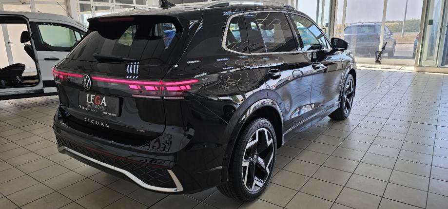 VW Tiguan 2,0 tdi R-LINE,LEASING DO 8g.BEZ UČEŠĆA, fotografija 4