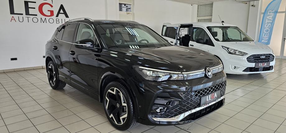 VW Tiguan 2,0 tdi R-LINE,LEASING DO 8g.BEZ UČEŠĆA, fotografija 2
