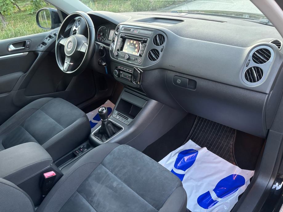 VW Tiguan 2,0 TDI, fotografija 12