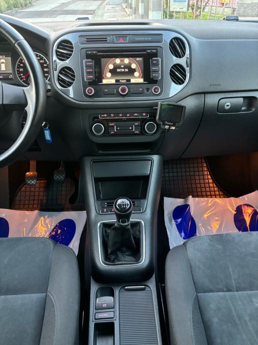 VW Tiguan 2,0 TDI, fotografija 17