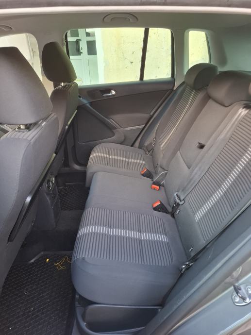 VW Tiguan 2,0 TDI 4x4 Nije uvoz, fotografija 12