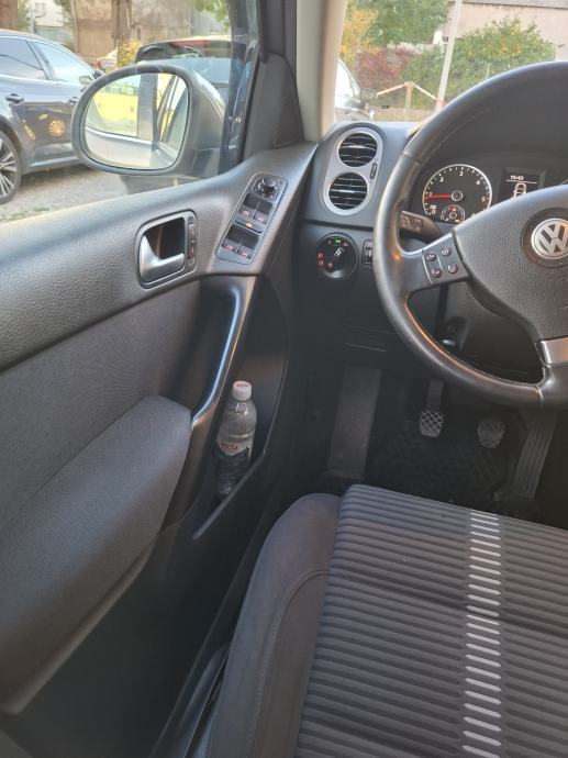 VW Tiguan 2,0 TDI 4x4 Nije uvoz, fotografija 16