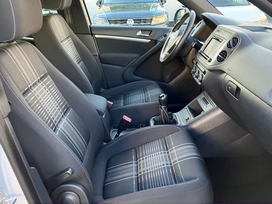 VW TIGUAN 2.0TDI 150KS LOUNGE, BESPRIJEKORAN, fotografija 13