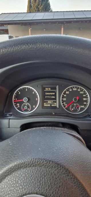 VW Tiguan 2,0 TDI, fotografija 8