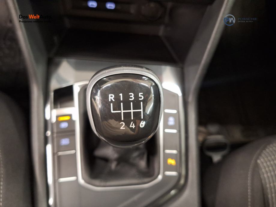 VW Tiguan 2.0 TDI, fotografija 16