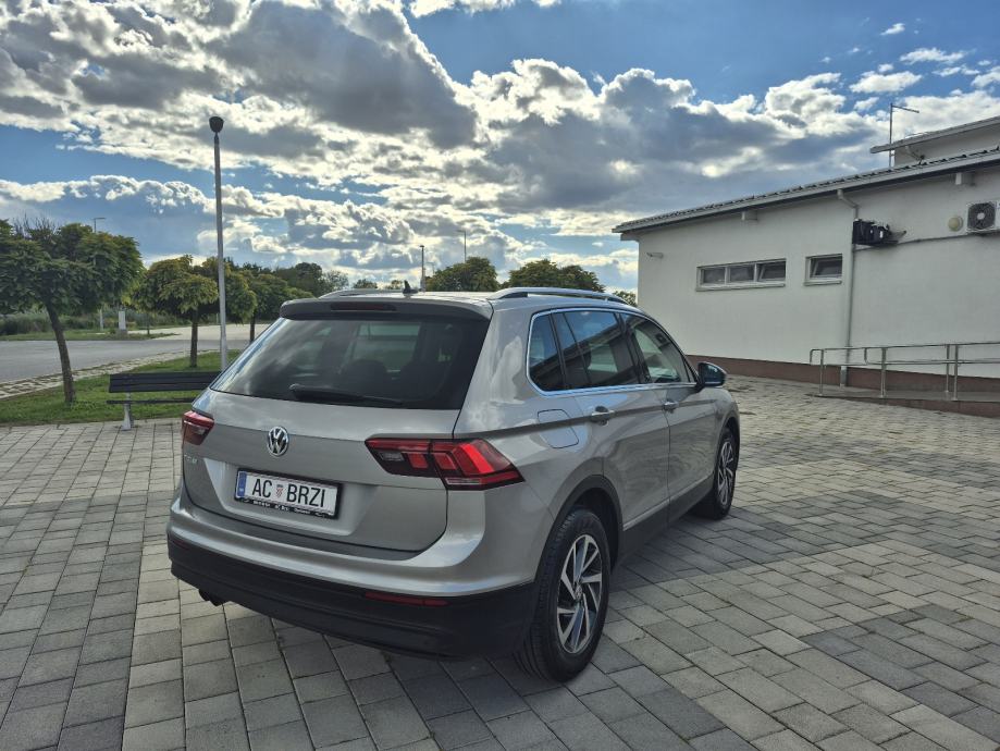 VW Tiguan 2,0 TDI SOUND,nap.veliki,navigacija, senzori,radar,el.kuka, fotografija 8