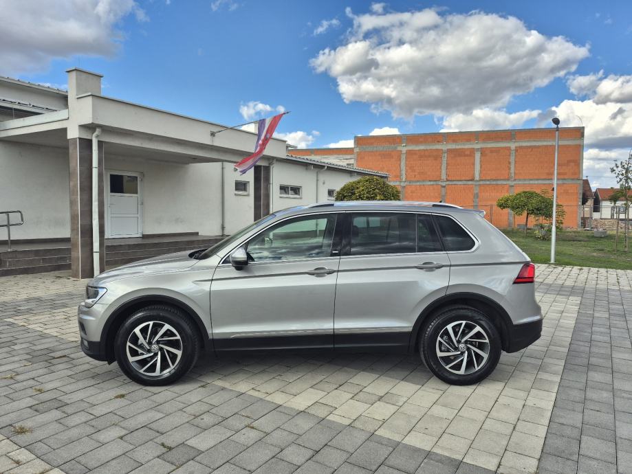 VW Tiguan 2,0 TDI SOUND,nap.veliki,navigacija, senzori,radar,el.kuka, fotografija 3