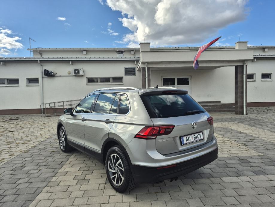 VW Tiguan 2,0 TDI SOUND,nap.veliki,navigacija, senzori,radar,el.kuka, fotografija 5