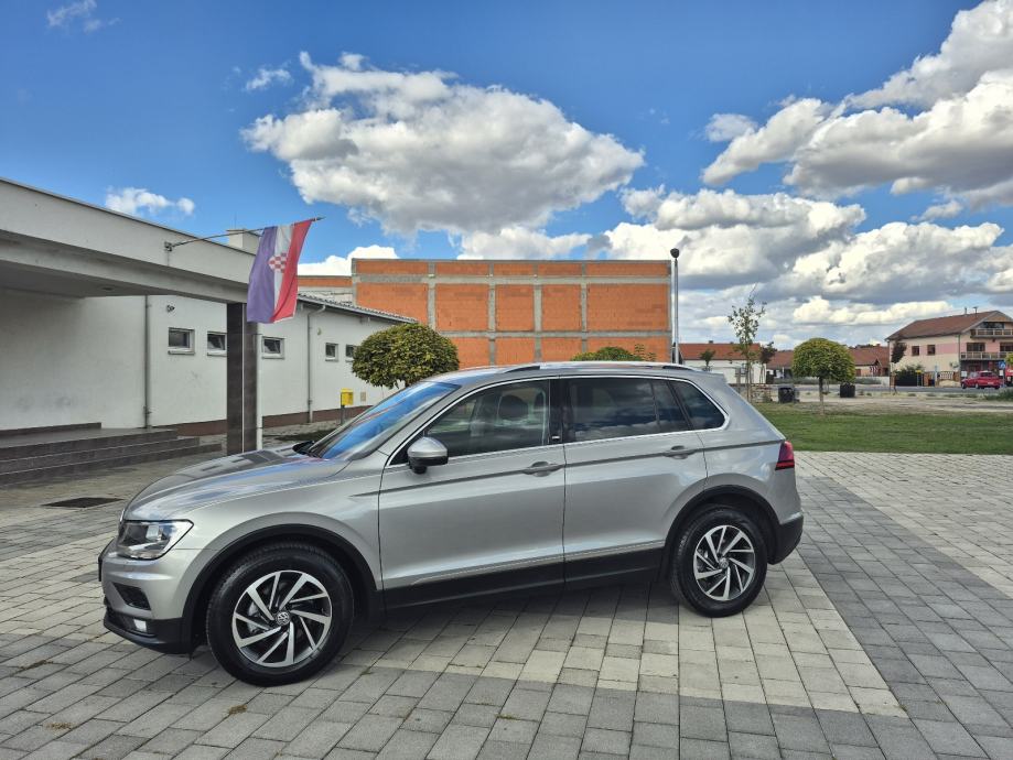 VW Tiguan 2,0 TDI SOUND,nap.veliki,navigacija, senzori,radar,el.kuka, fotografija 2