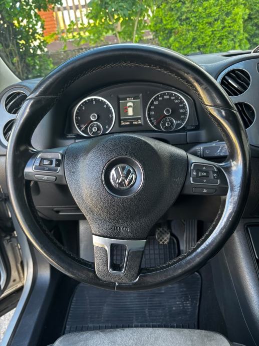 VW Tiguan 2.0 tdi Sport, fotografija 7