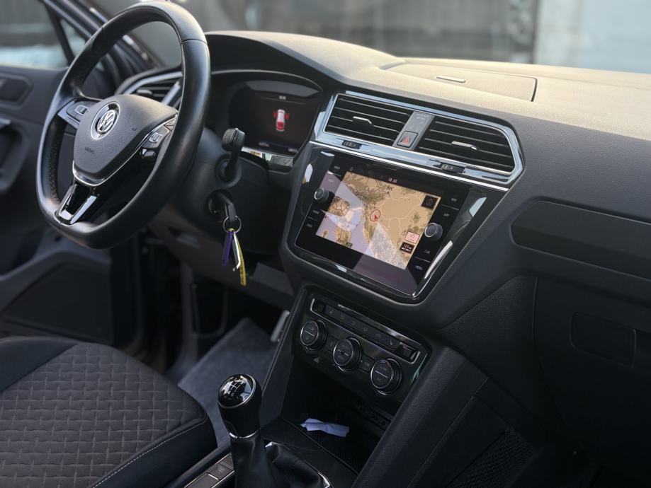 VW Tiguan 2,0 TDI *Top oprema* *Servisna* *Jamstvo*, fotografija 20