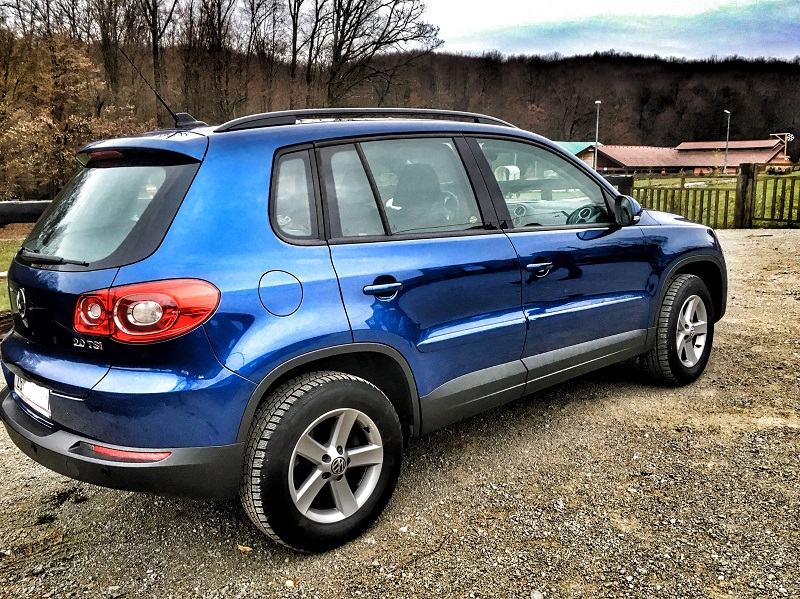 Track field tiguan