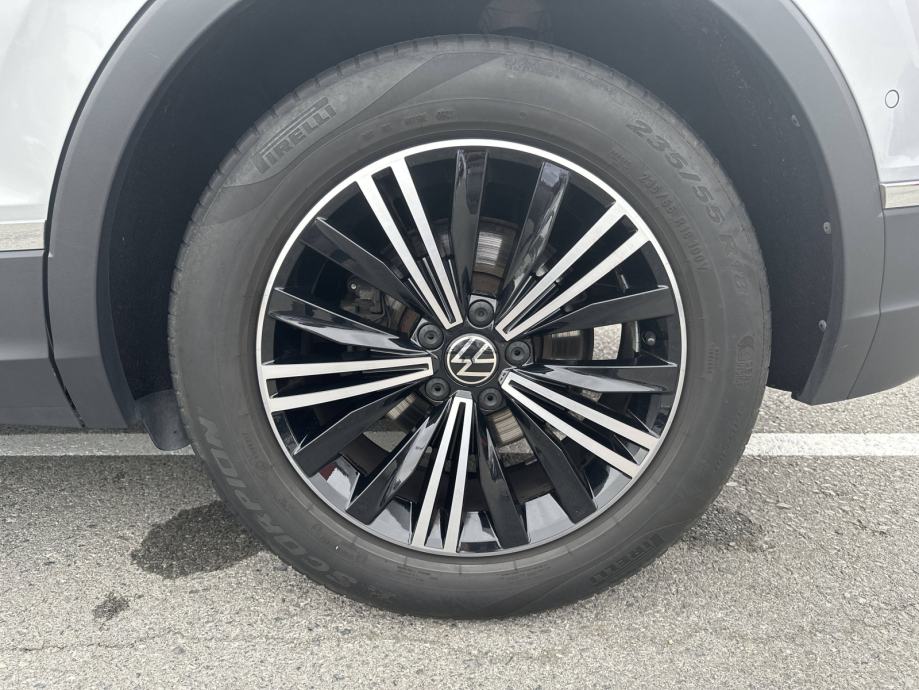 VW TIGUAN 2021 • PREMIUM jamstvo • AutoZubak Rabljena, fotografija 15
