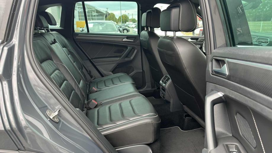VW TIGUAN 2023 • PREMIUM jamstvo • AutoZubak Rabljena, fotografija 10