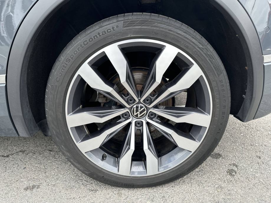 VW TIGUAN 2023 • PREMIUM jamstvo • AutoZubak Rabljena, fotografija 15