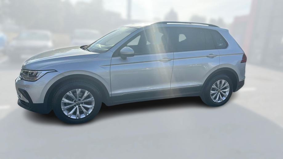 VW TIGUAN 2023 • PREMIUM jamstvo • AutoZubak Rabljena, fotografija 4
