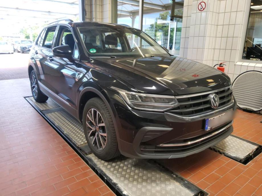 VW Tiguan FL 1,5 TSI 150KS LED,NAV,GR.SJED.,TVOR.JAMSTVO,8.381,67€*3, fotografija 2
