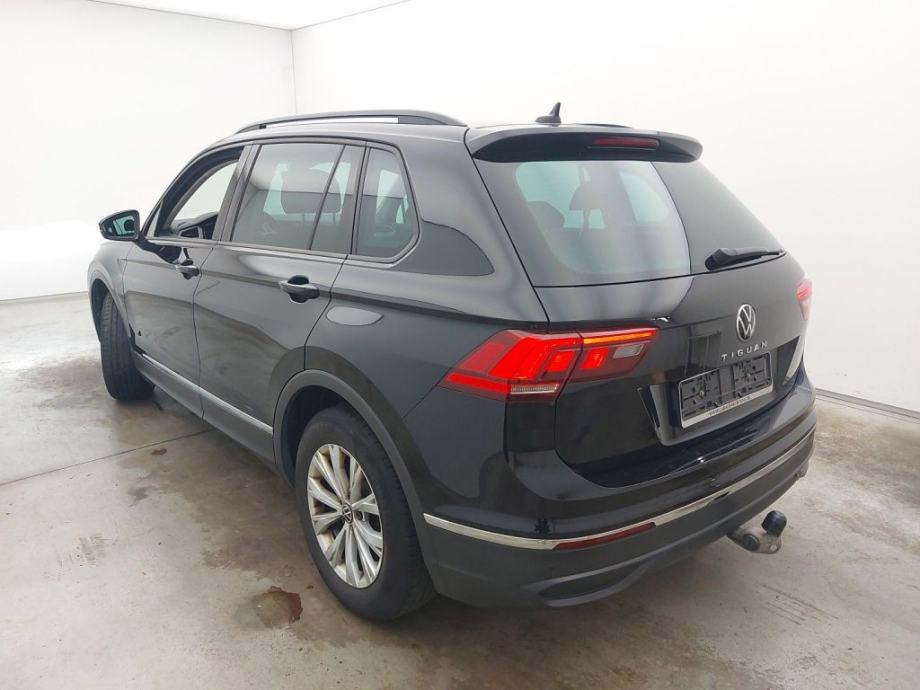 VW Tiguan FL 2,0 TDI 150KS LED,NAV,KUKA,KOKPIT,KAMERA 360, 8.310,33€*3, fotografija 4