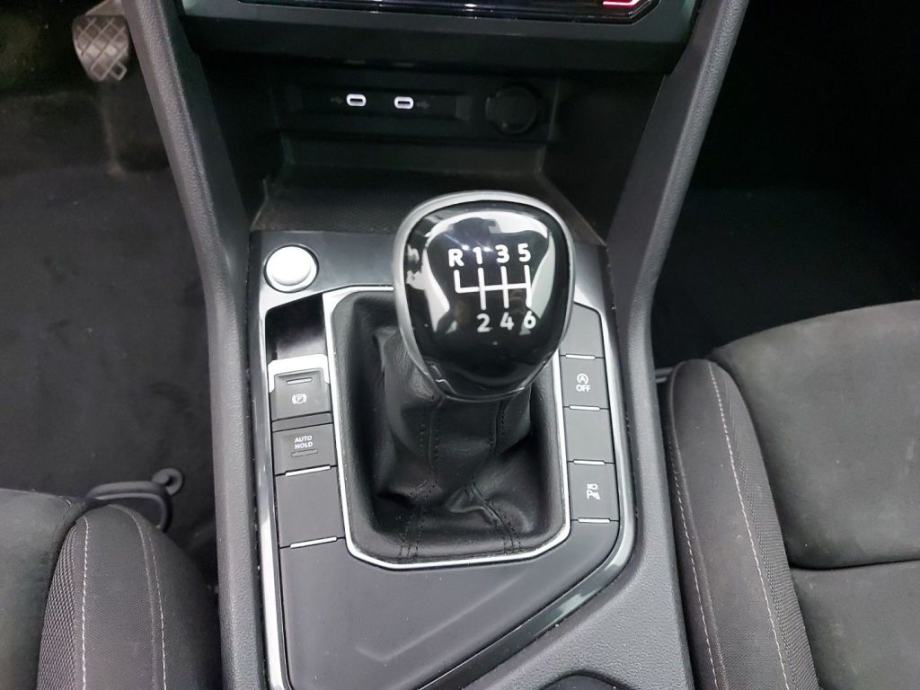 VW Tiguan FL 2,0 TDI 150KS LED,NAV,KUKA,KOKPIT,KAMERA 360, 8.310,33€*3, fotografija 9