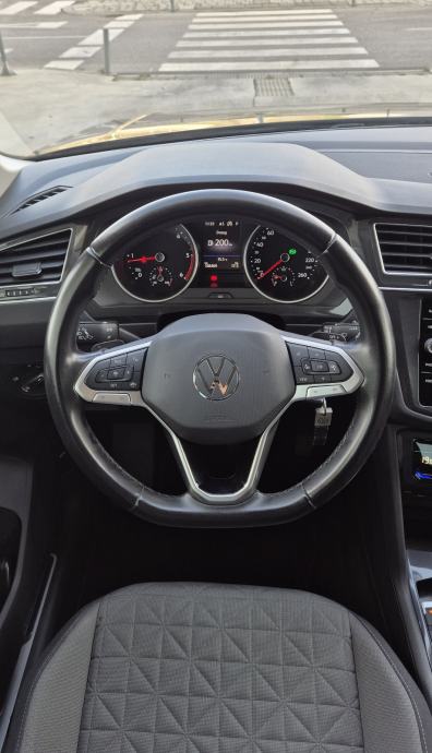 VW TIGUAN 2.0TDI 150KS LIFE AUTOMATIK REG 11/2027, fotografija 14