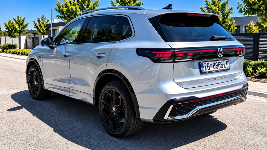 VW Tiguan R line 20 zoll, 204ks, Matrix, DCC, 360, Navi - 5 god. jam., fotografija 4