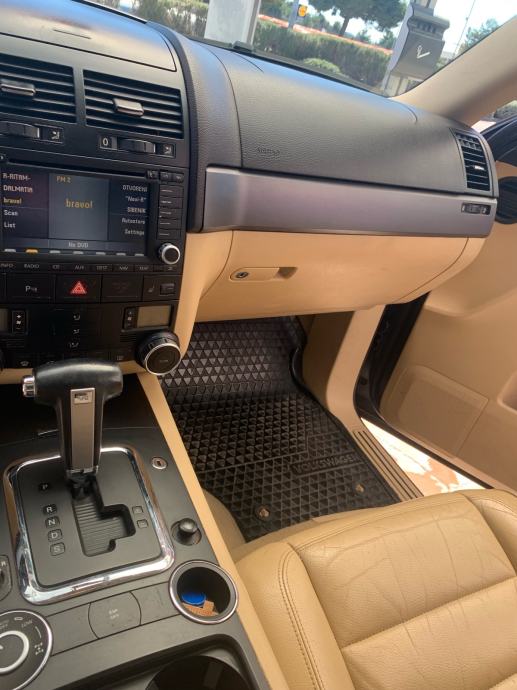 VW Touareg 3,0 V6 TDI automatik, fotografija 5