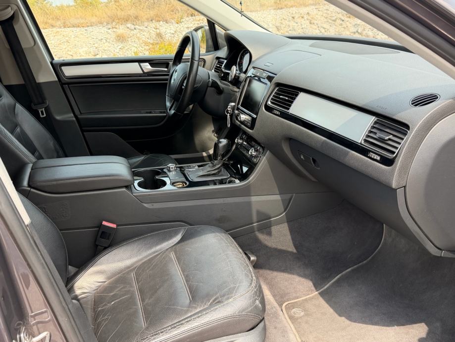 VW Touareg 3,0 V6 TDI automatik, fotografija 7