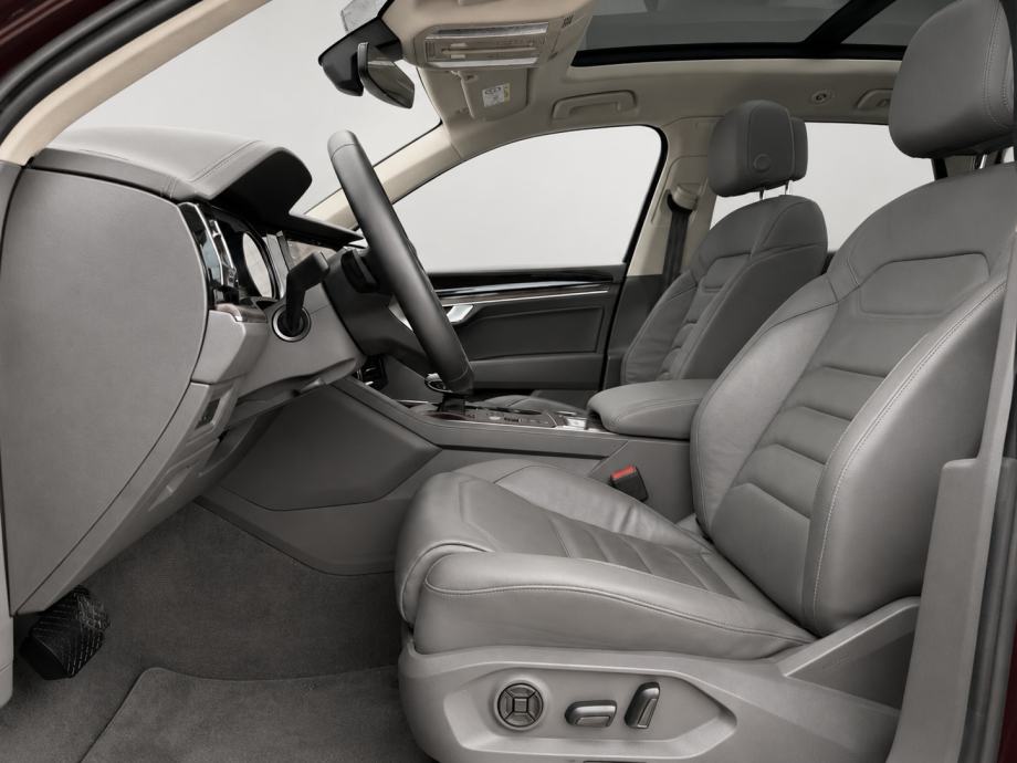 VW Touareg R LINE V6 TDI automatik - LEASING BEZ UČEŠĆA, fotografija 11