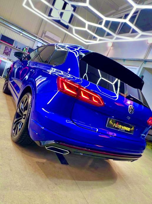 VW Touareg R eHybrid 462 KS HR auto Tvorničko jamstvo 250tkm/2028, fotografija 3