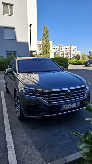 VW Touareg 3.0 TDI 4Motion R-Line, fotografija 11