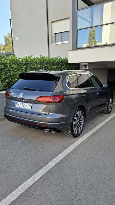 VW Touareg 3.0 TDI 4Motion R-Line, fotografija 12