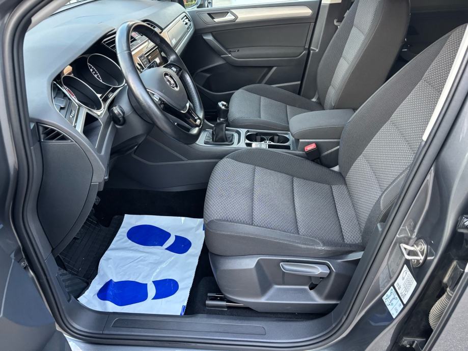 VW Touran 1,2 TSI, fotografija 9