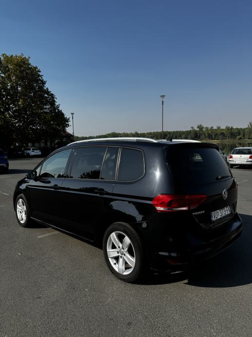 VW Touran 1,6 TDI BMT DSG automatik, fotografija 4