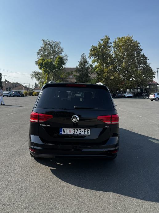 VW Touran 1,6 TDI BMT DSG automatik, fotografija 6