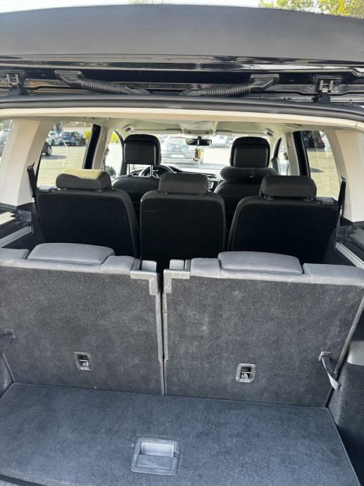 VW Touran 1,6 TDI BMT DSG automatik, fotografija 9