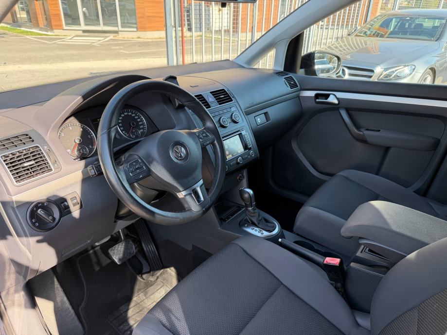 VW Touran 1,6 TDI*COMFORTLINE*7 SJEDALA*ODLICAN!*, fotografija 7