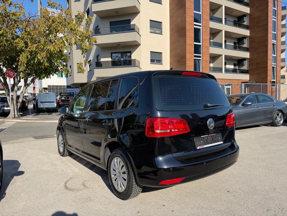 VW Touran 1,6 TDI*COMFORTLINE*7 SJEDALA*ODLICAN!*, fotografija 6