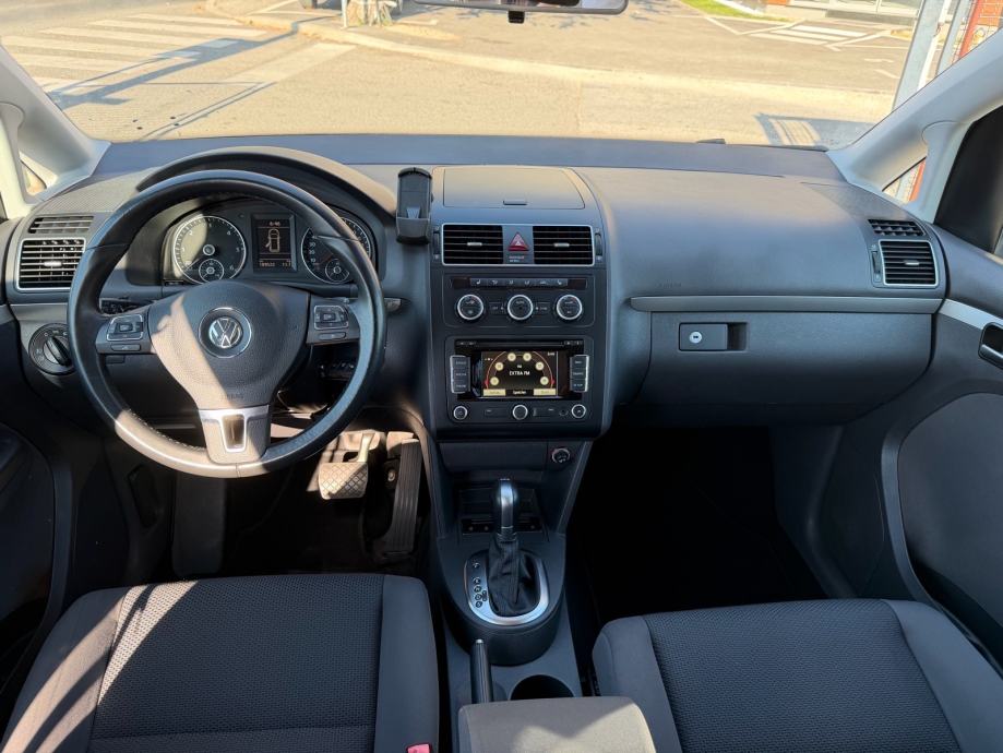 VW Touran 1,6 TDI*COMFORTLINE*7 SJEDALA*ODLICAN!*, fotografija 9
