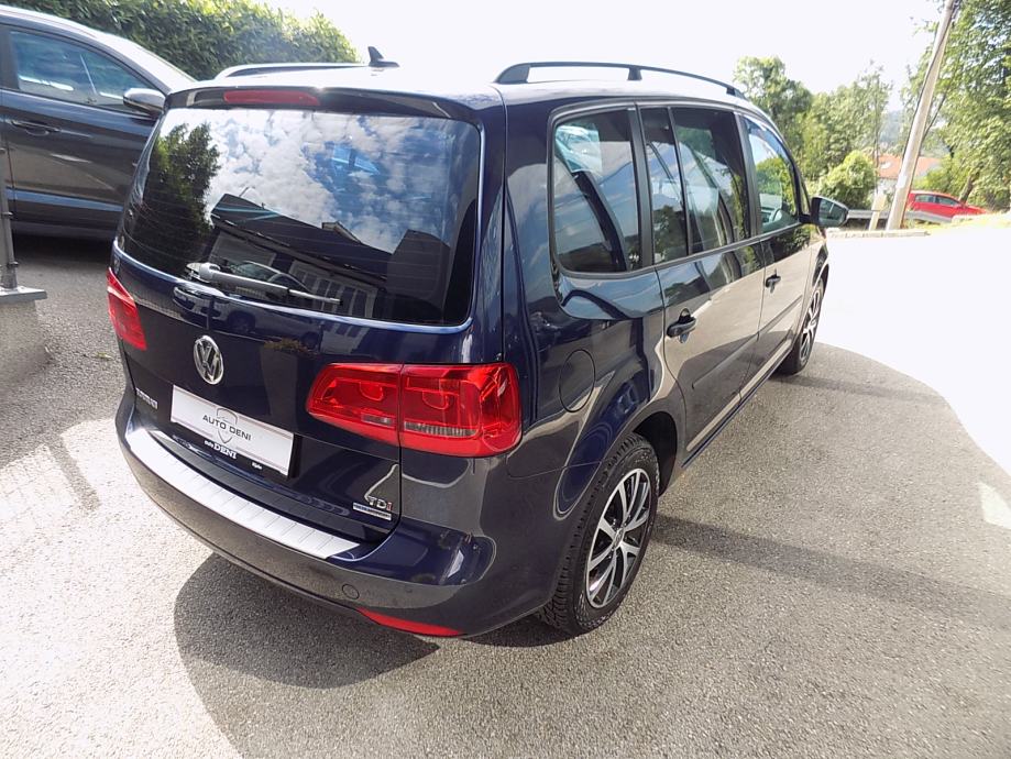 VW Touran 1,6 TDI...MOGUĆA GARANCIJA NA VOZILO, fotografija 9