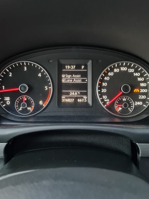 VW Touran 1,6 TDI DSG 2012 7 SJEDALA, fotografija 11