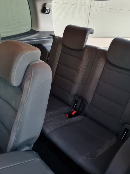 VW Touran 1,6 TDI DSG 2012 7 SJEDALA, fotografija 18
