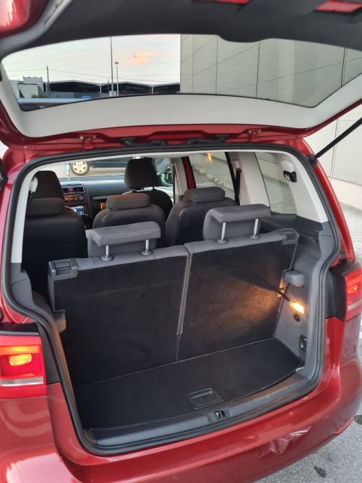 VW Touran 1,6 TDI DSG 2012 7 SJEDALA, fotografija 17