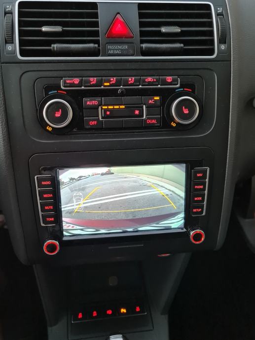 VW Touran 1,6 TDI DSG 2012 7 SJEDALA, fotografija 9