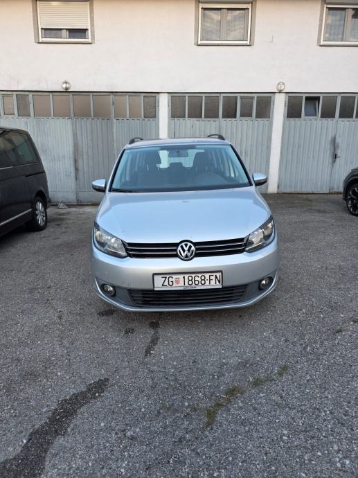VW Touran 1,6 TDI, fotografija 2