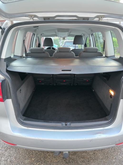 VW Touran 1,6 TDI, fotografija 8
