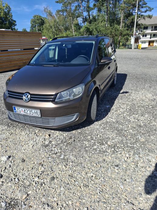 VW Touran 1,6 TDI 7 sjedala, reg godinu dana, fotografija 2